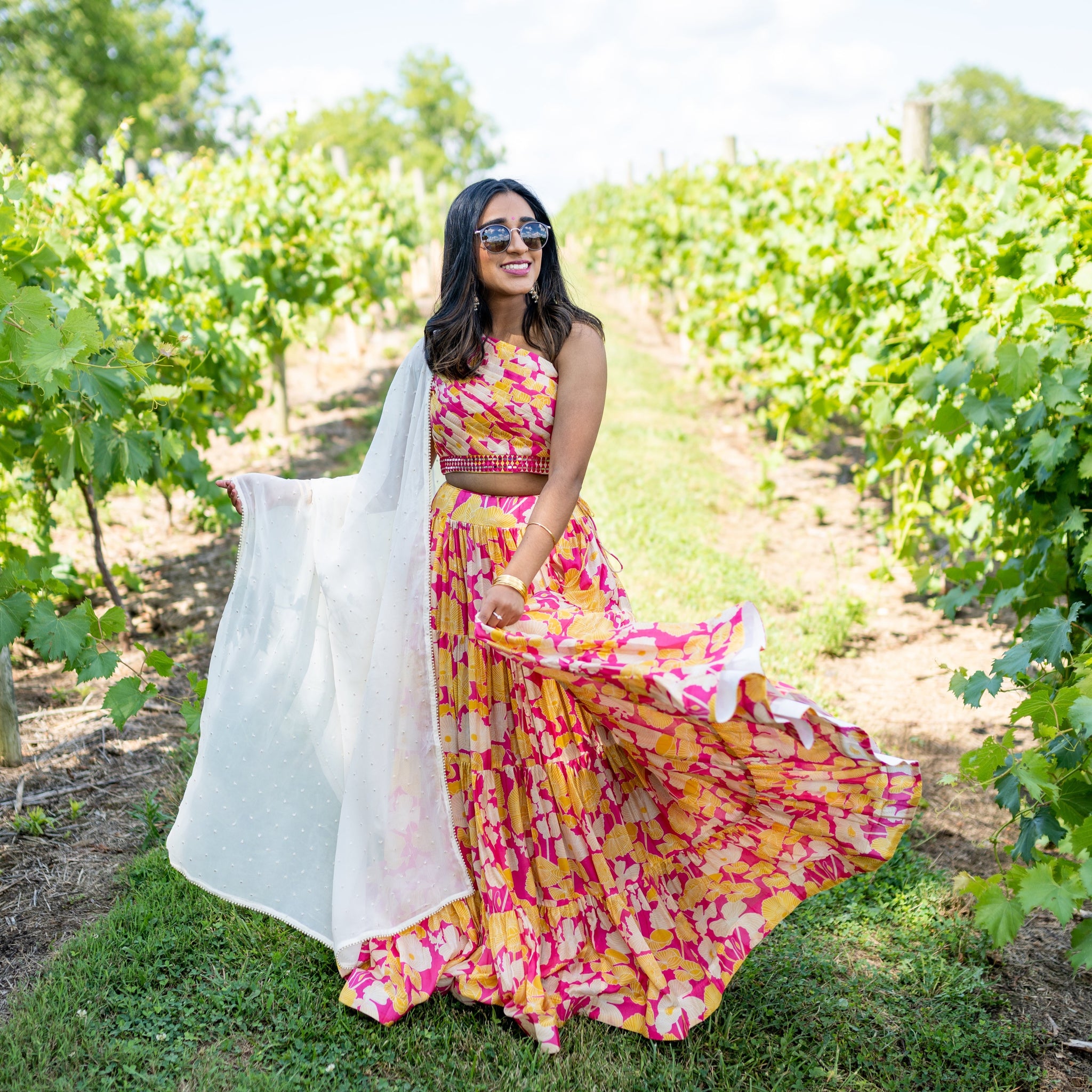We Loved This Bride's Easy Breezy Style At Her Wedding! | WedMeGood